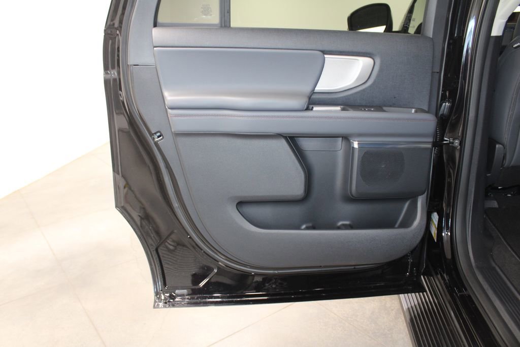 New 2025 Ford Expedition Max Active image 30