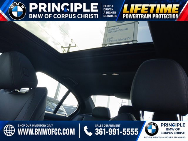 New 2026 BMW 330i Sedan w/ M Sport Package RWD image 28