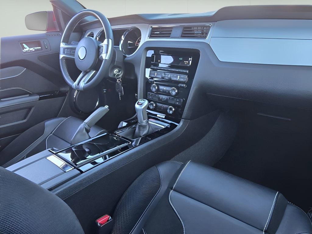 Used 2011 Ford Mustang GT Premium w/ Comfort Pkg image 24