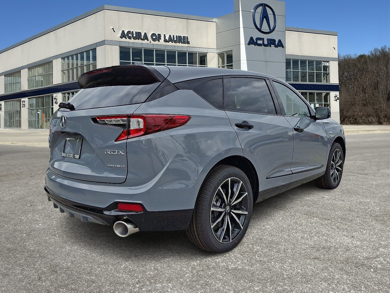New 2026 Acura RDX w/ Advance Package AWD/4WD image 4