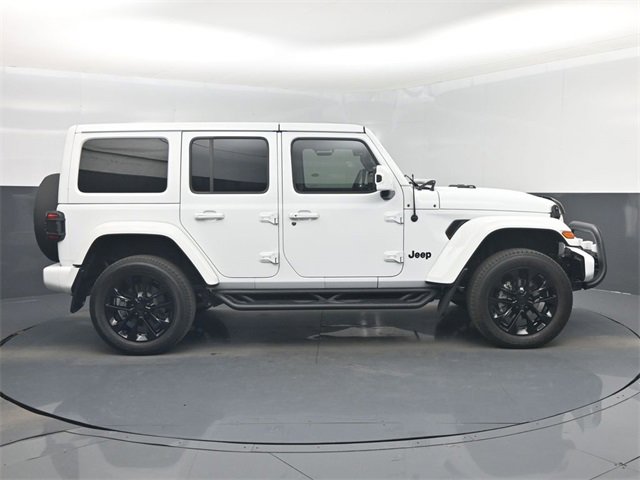 Used 2021 Jeep Wrangler Unlimited Sahara image 35