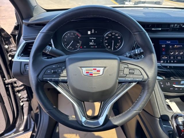 Certified 2023 Cadillac XT6 Premium Luxury image 11