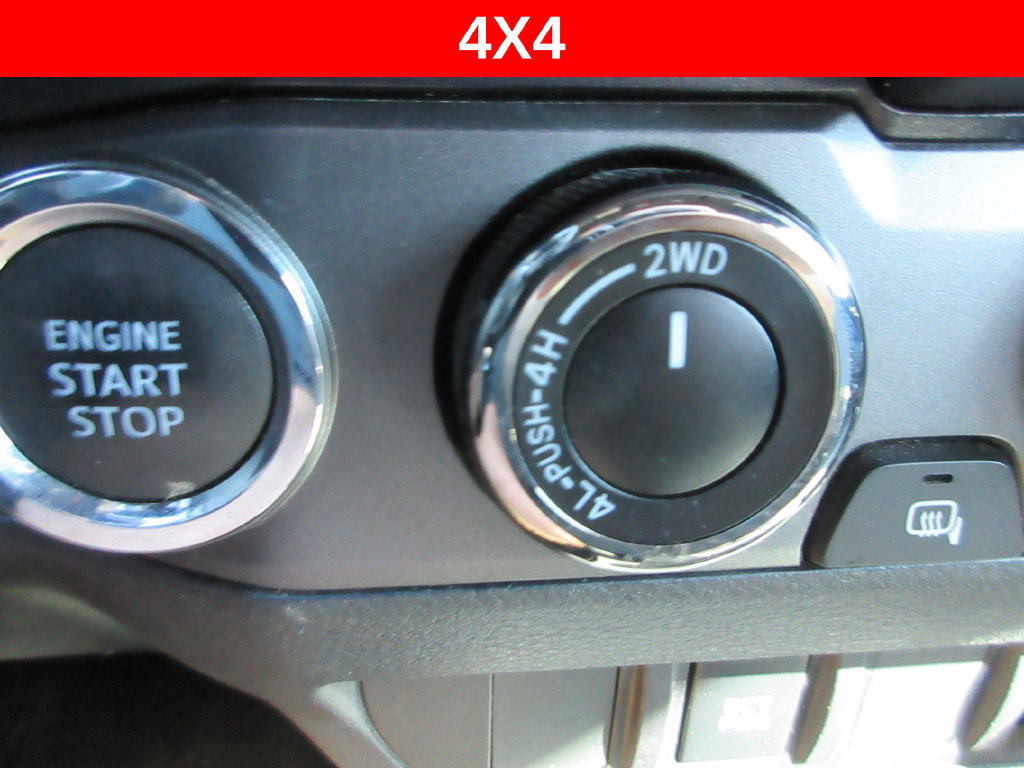 Used 2020 Toyota Tacoma TRD Off-Road AWD/4WD image 28