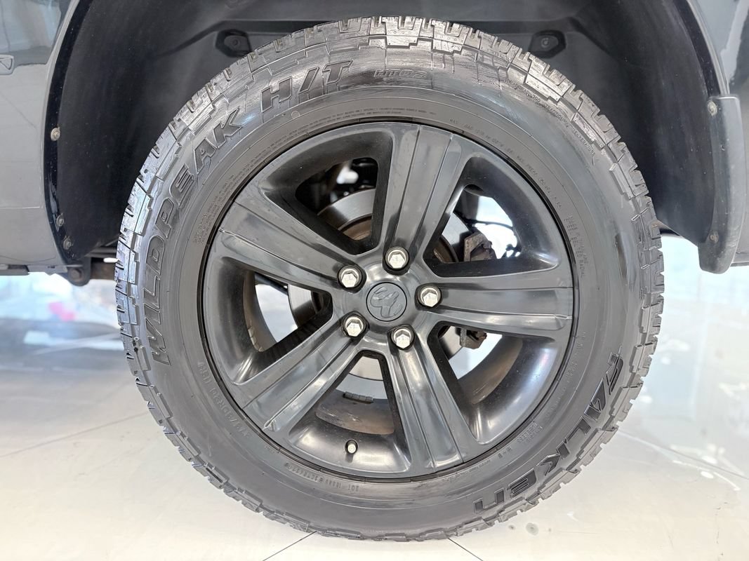 Used 2017 RAM 1500 Sport w/ Black Ram 1500 Sport Group AWD/4WD image 41
