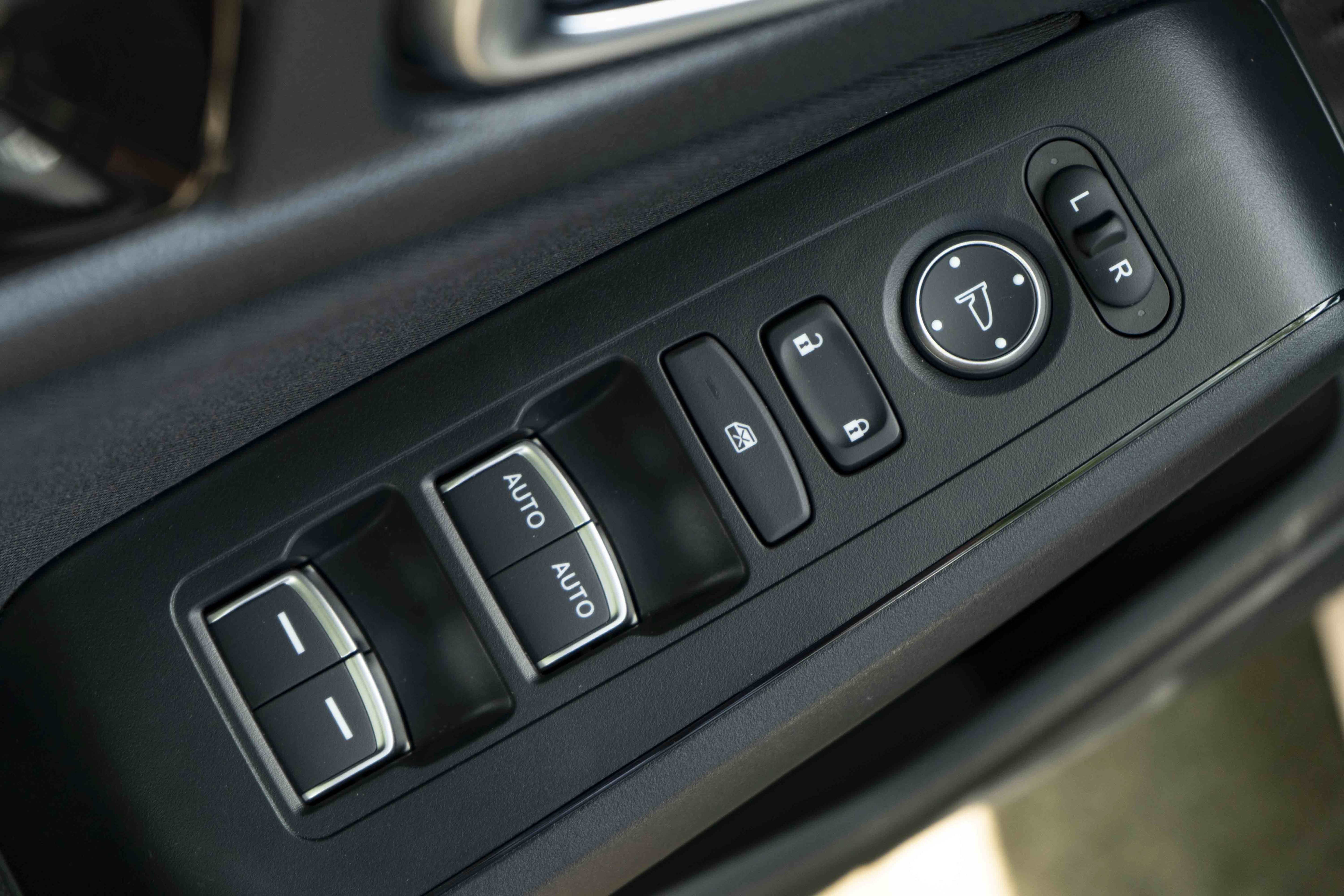 Certified 2025 Honda Civic FWD Hybrid Sedan image 38