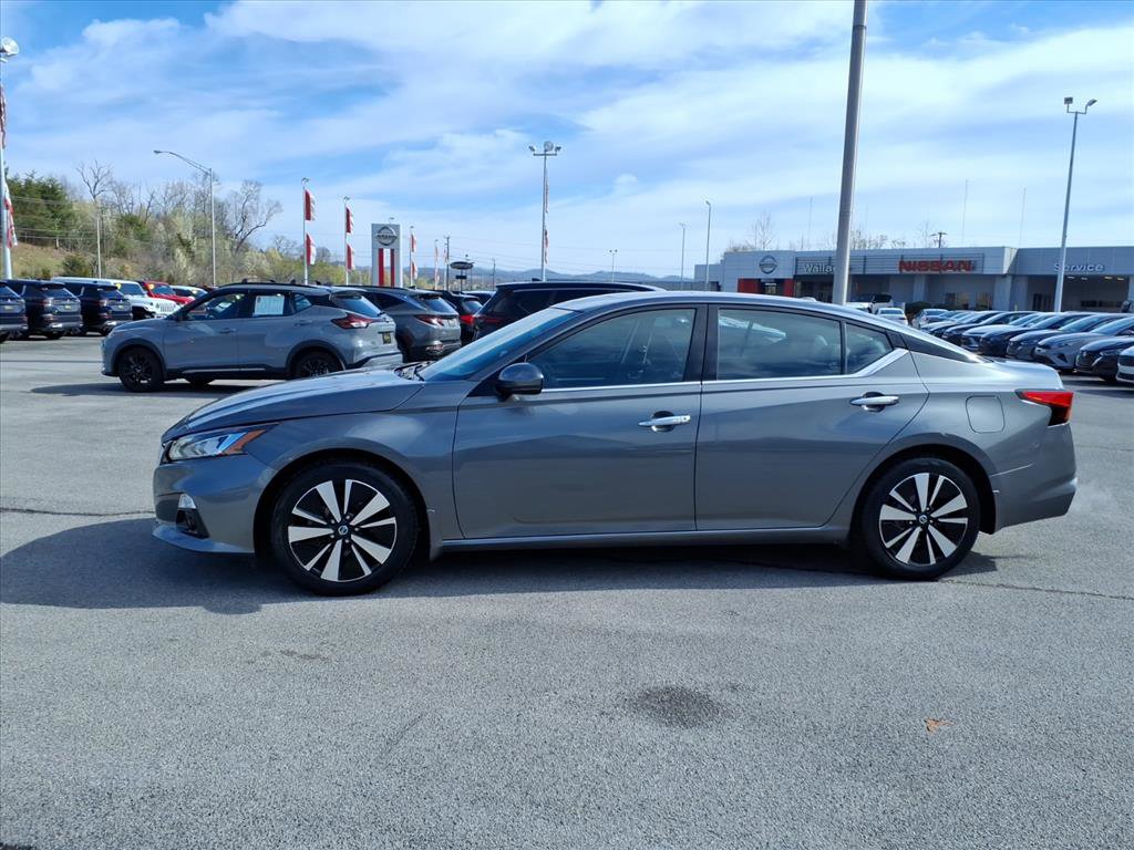 Used 2021 Nissan Altima 2.5 SL image 2