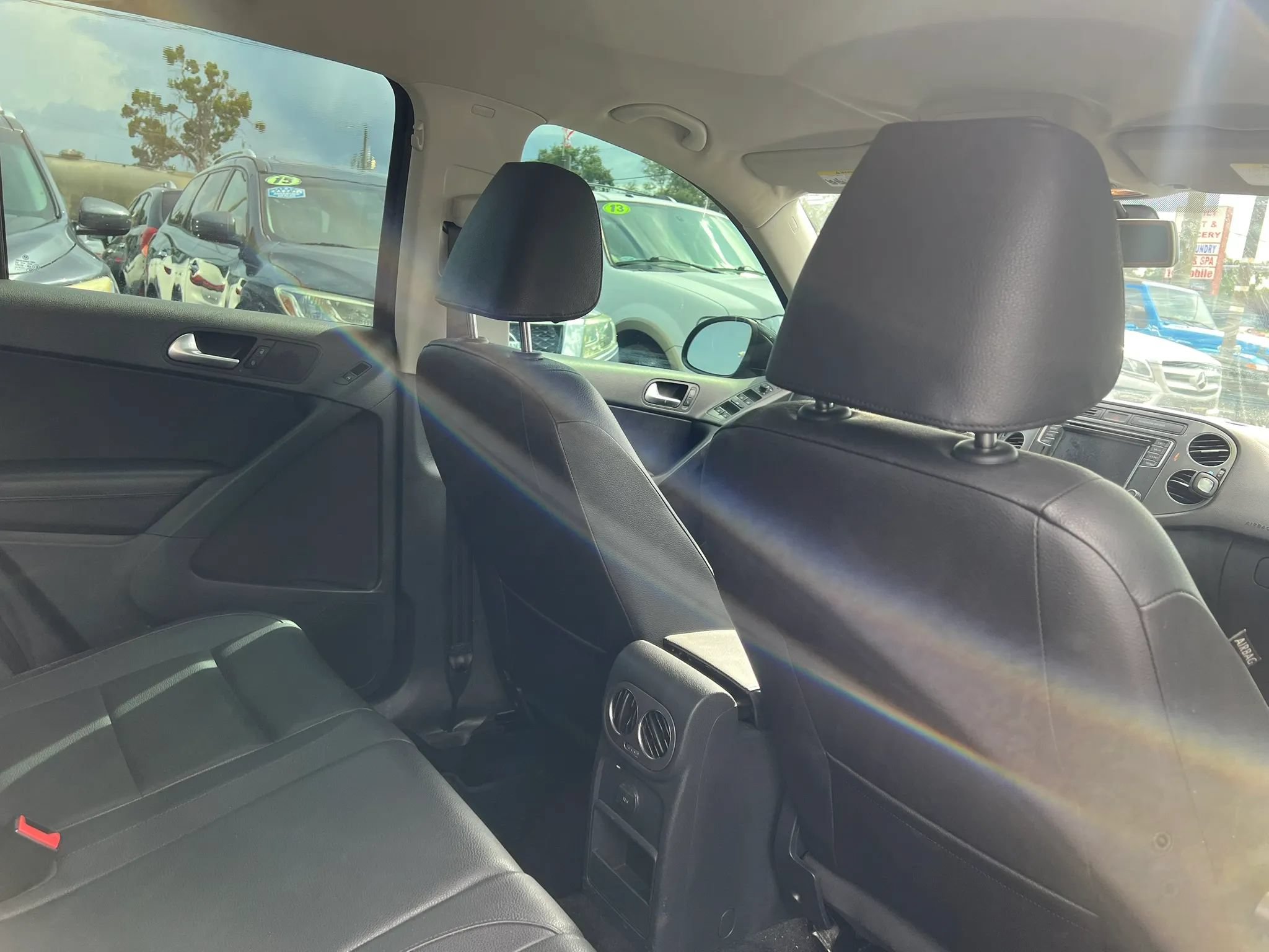 Used 2017 Volkswagen Tiguan S FWD image 16