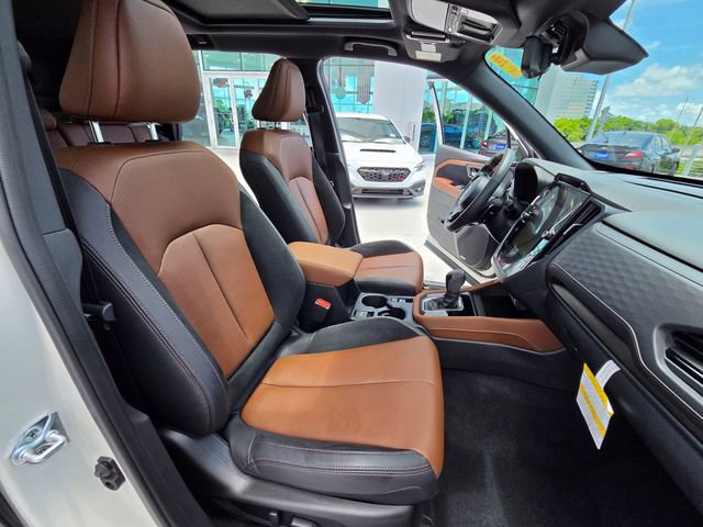 Used 2025 Subaru Forester Touring AWD/4WD image 29