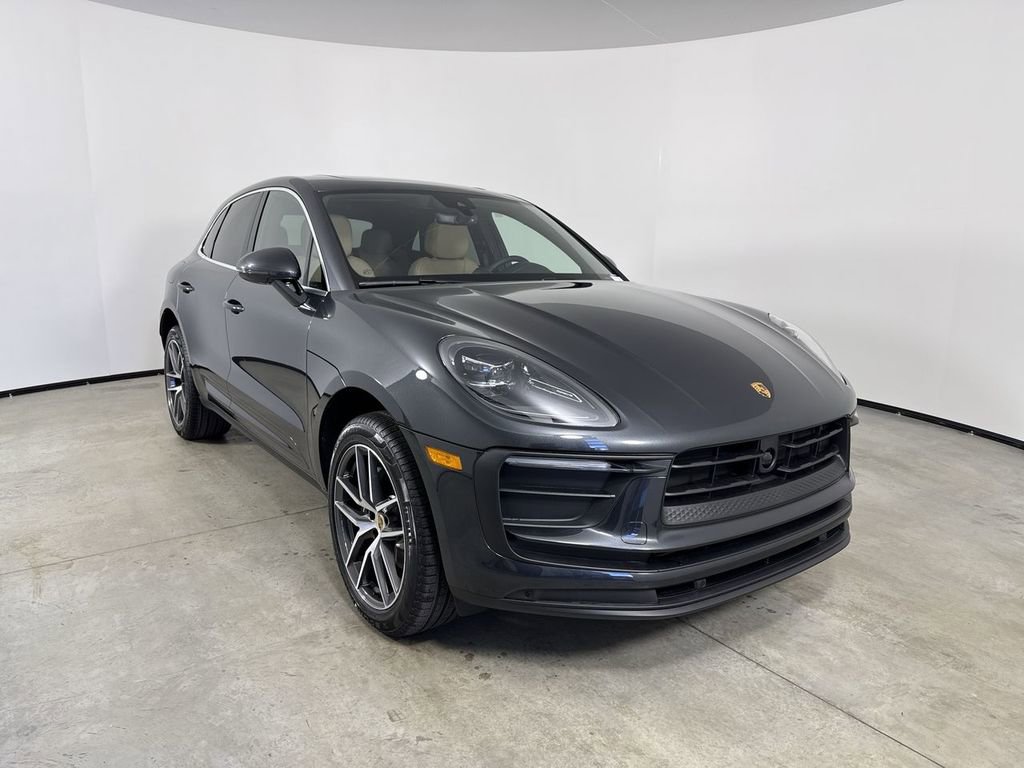 New 2026 Porsche Macan AWD/4WD image 9