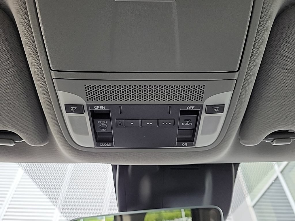 Used 2020 Acura MDX FWD image 39