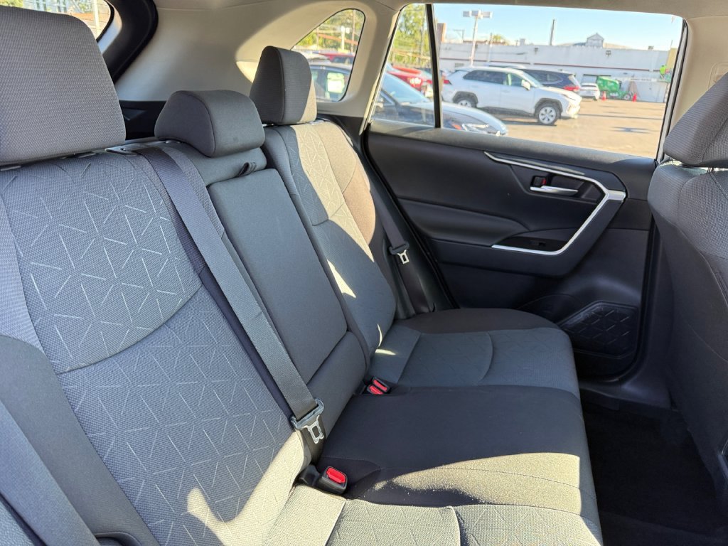 Certified 2025 Toyota RAV4 XLE AWD/4WD image 22