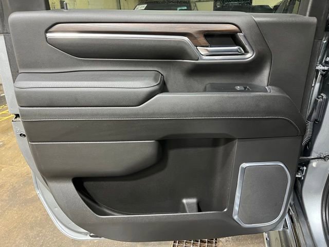 Used 2024 GMC Sierra 2500 SLT w/ SLT Convenience Package image 26