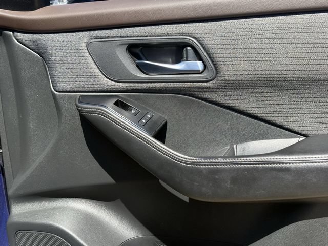 Used 2021 Nissan Rogue SV FWD image 26