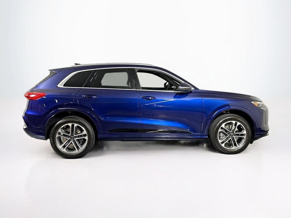 Used 2025 Audi Q5 Premium w/ Convenience Package AWD/4WD image 6