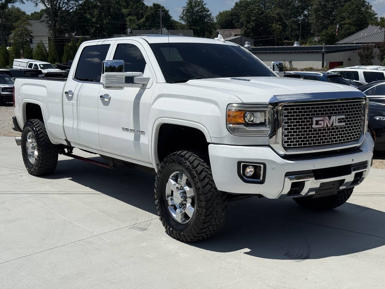 Used 2016 GMC Sierra 3500 Denali w/ Duramax Plus Package AWD/4WD image 1