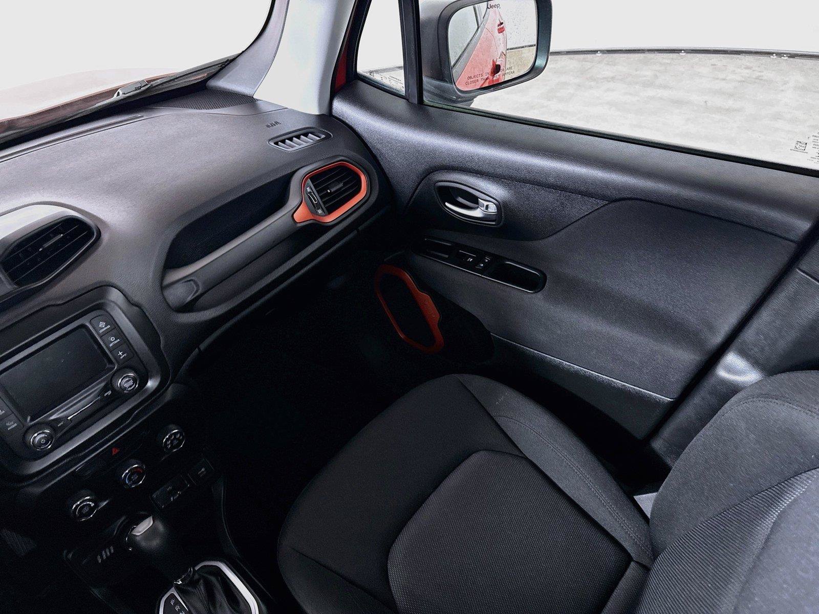 Used 2020 Jeep Renegade Sport AWD/4WD image 23