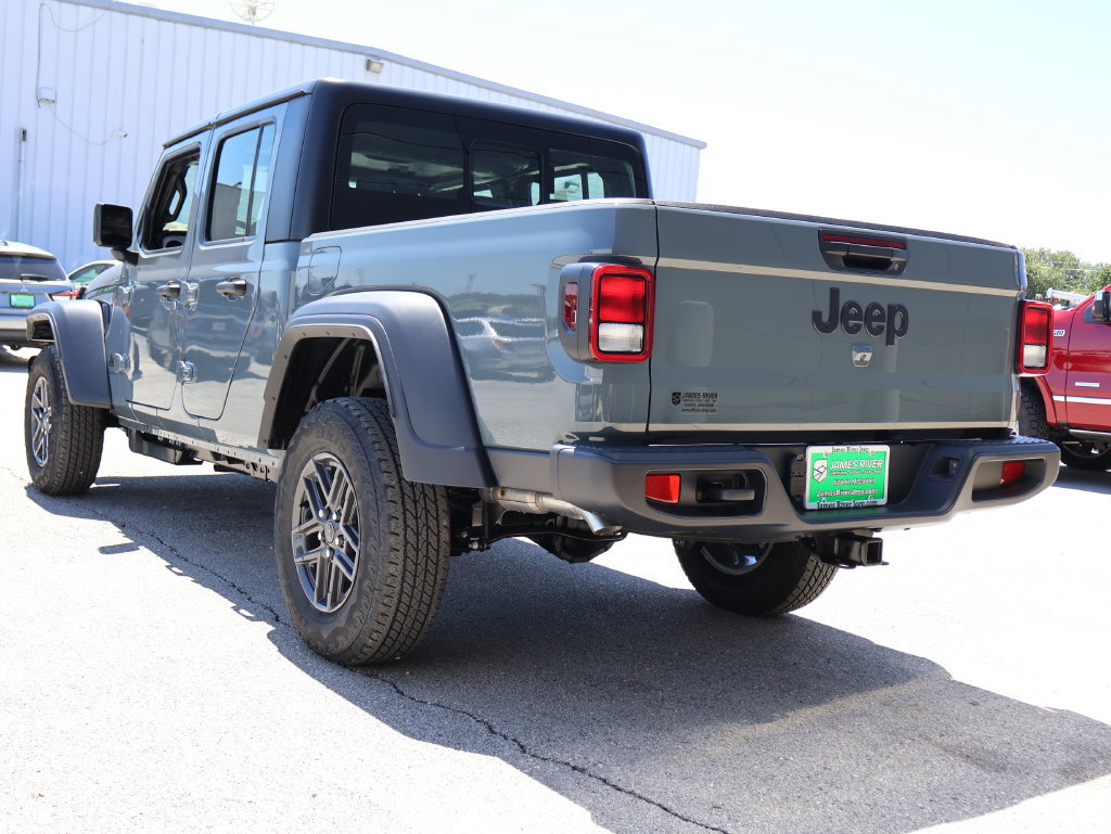 New 2026 Jeep Gladiator Sport AWD/4WD image 3
