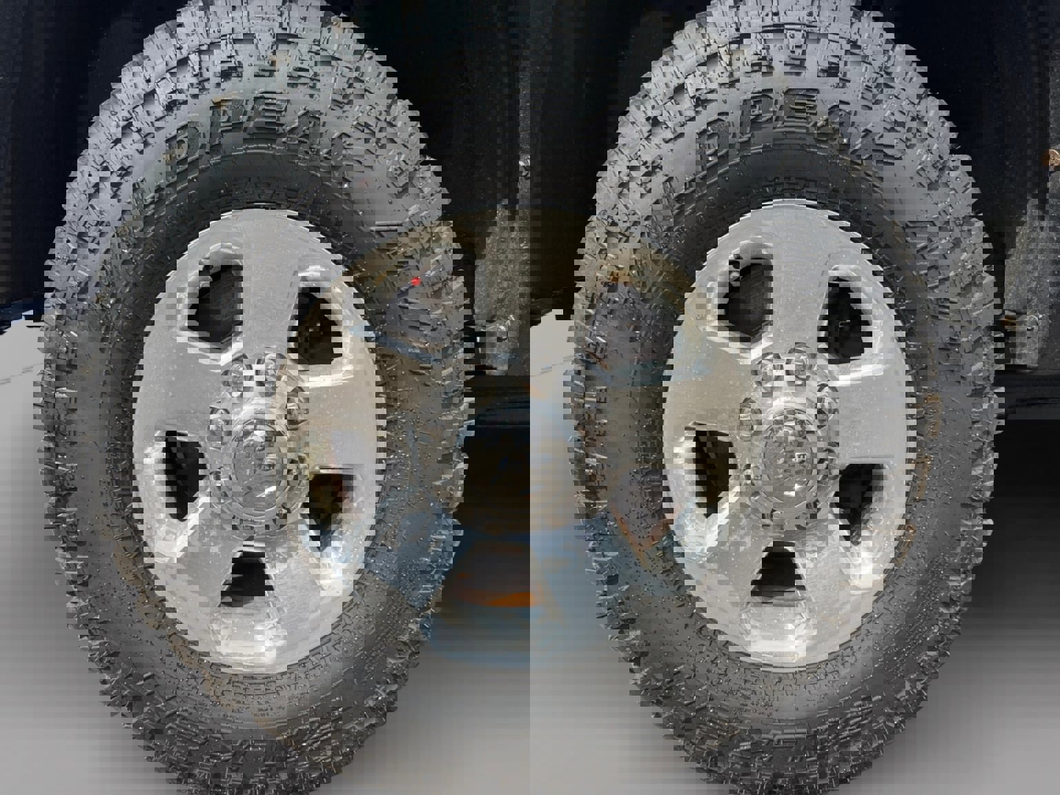 Used 2015 RAM 2500 Power Wagon w/ Luxury Group image 9