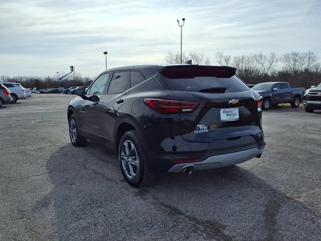 Used 2025 Chevrolet Blazer LT FWD image 27