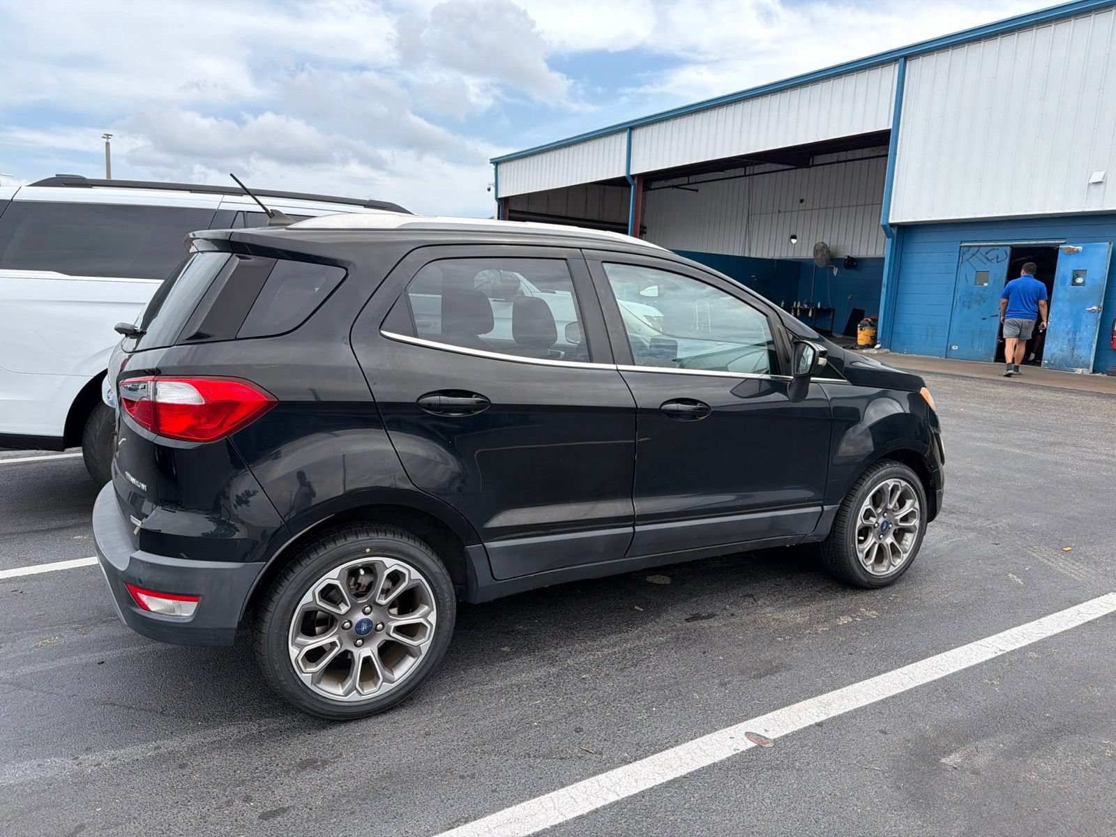 Certified 2019 Ford EcoSport Titanium FWD image 5