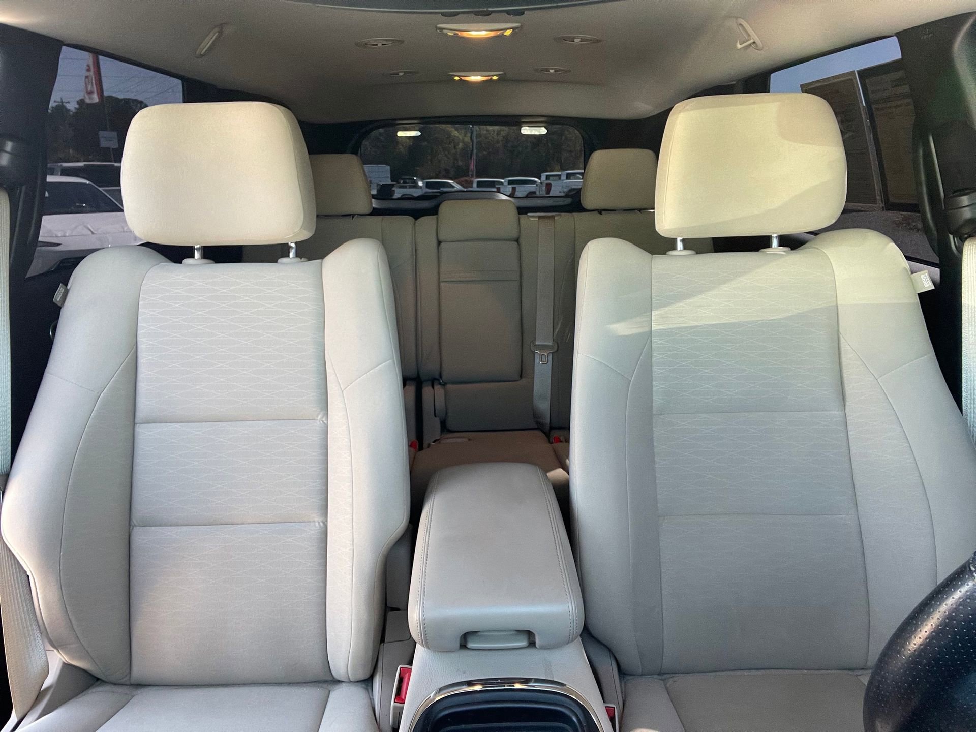 Used 2019 Dodge Durango SXT w/ 3rd Row Seating Group image 30