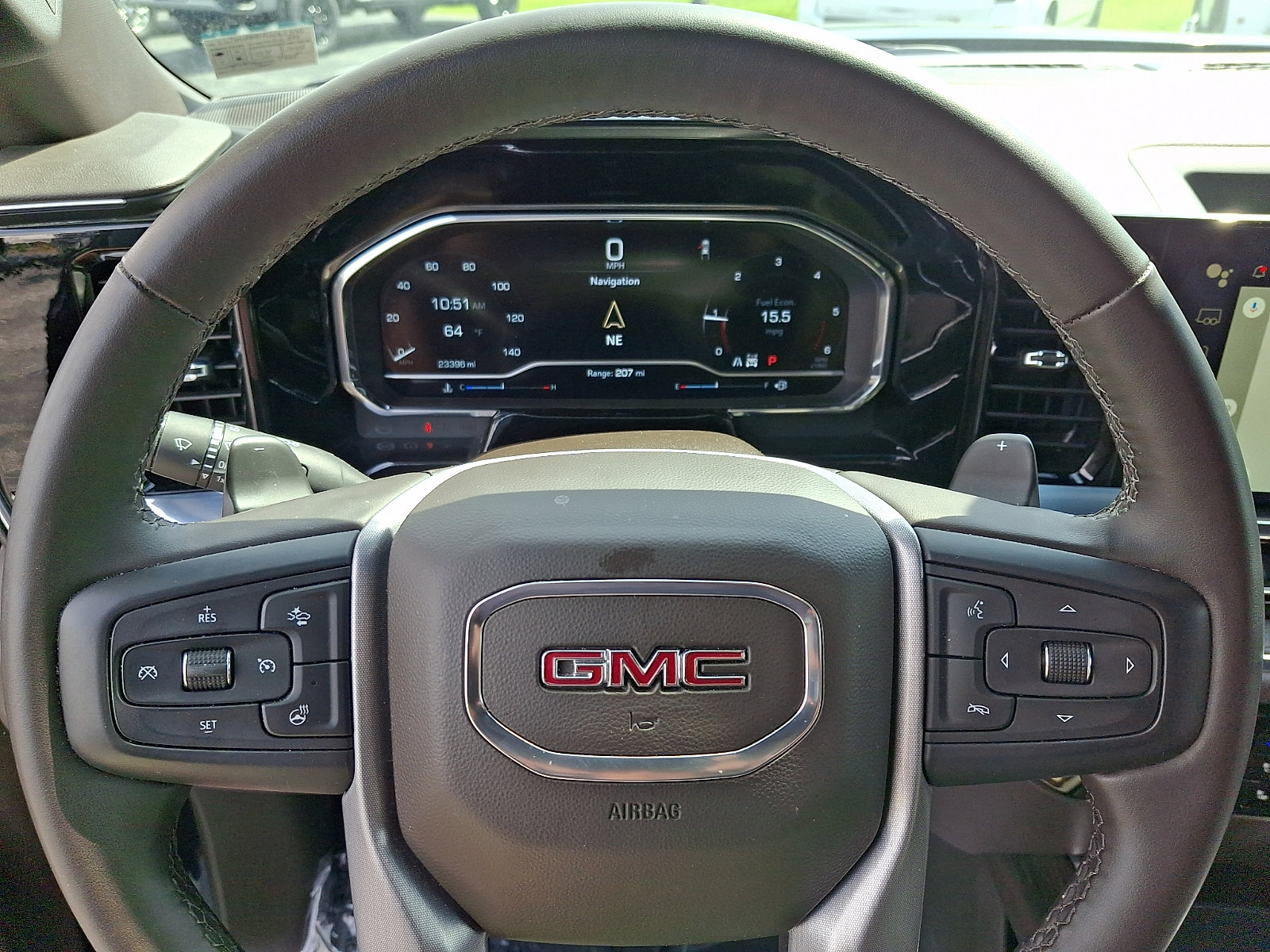 Used 2024 GMC Sierra 1500 SLT w/ SLT Premium Plus Package AWD/4WD image 18