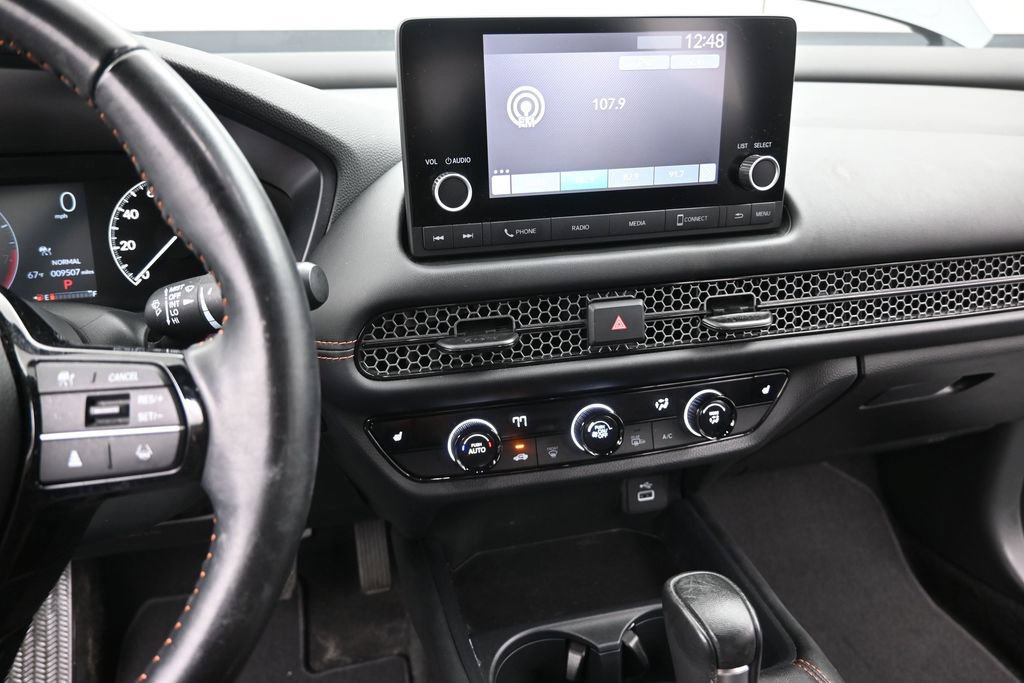 Certified 2025 Honda HR-V Sport image 22