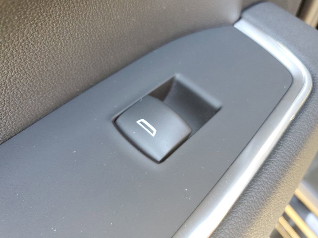 Used 2025 Chevrolet Silverado 1500 LT Trail Boss w/ LT Trail Boss Premium Package image 18