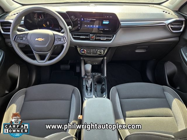 Used 2025 Chevrolet TrailBlazer LT AWD/4WD image 12