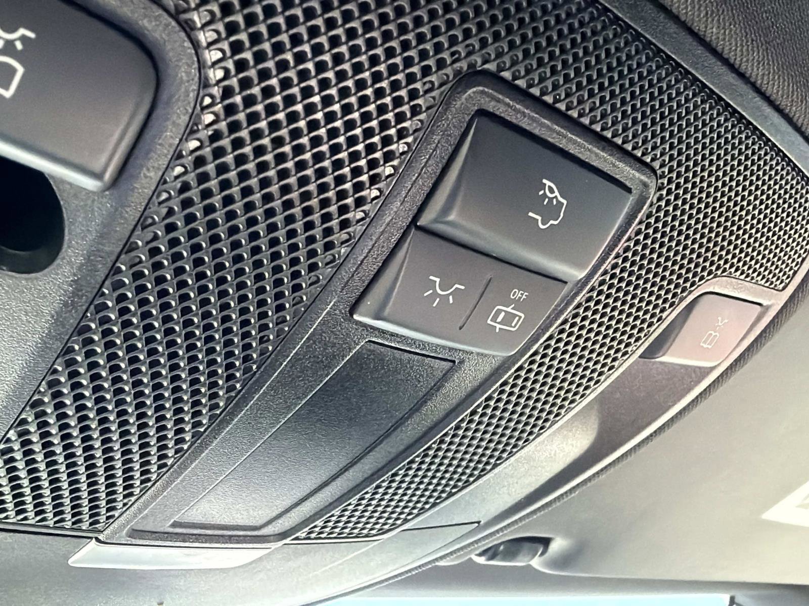 Used 2019 Mercedes-Benz CLA 250 image 29