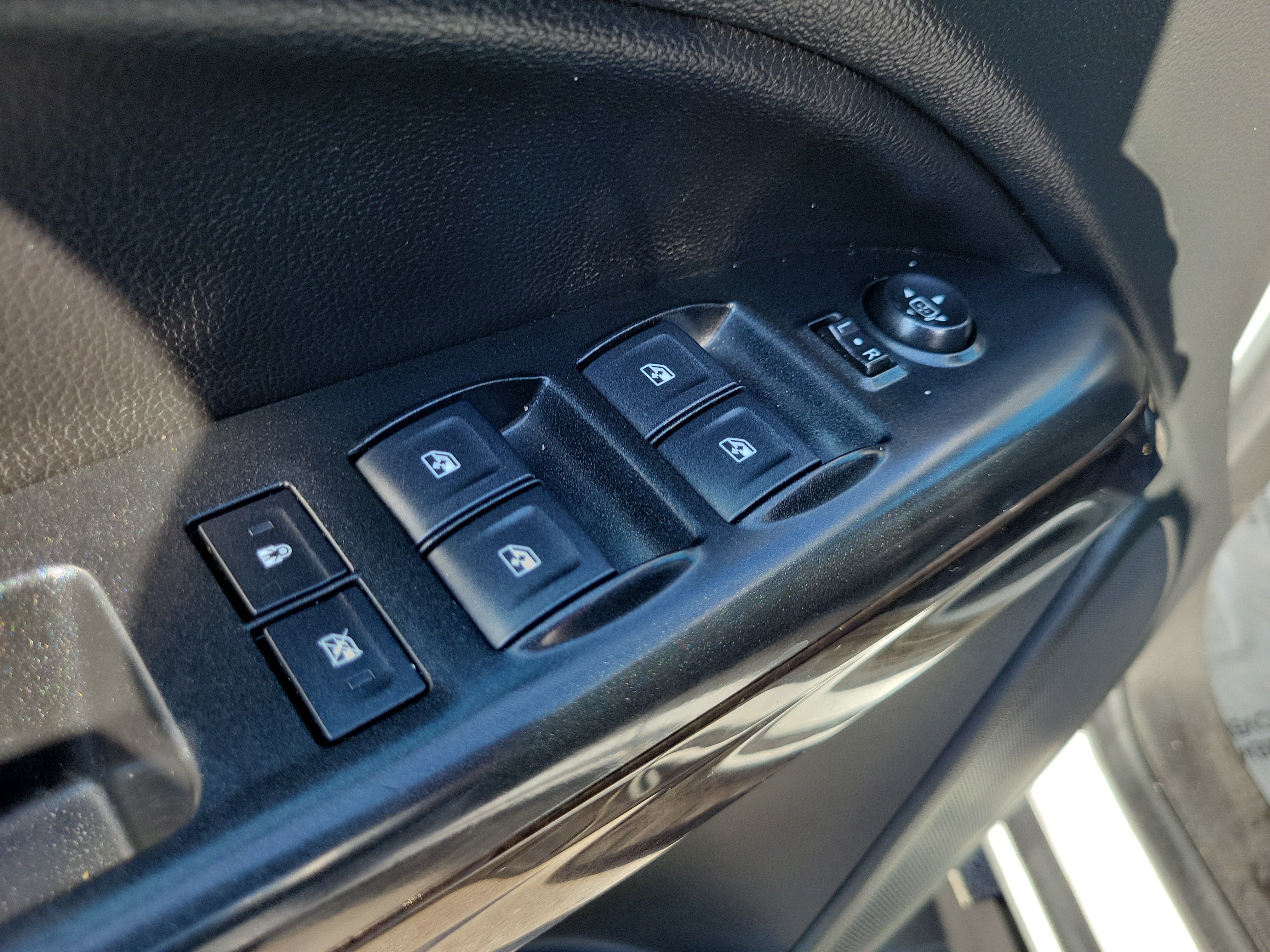 Used 2022 GMC Canyon Elevation w/ Trailering Package RWD image 22