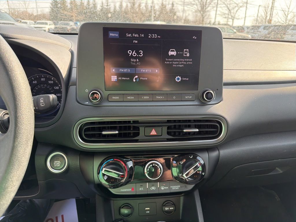 Used 2023 Hyundai Kona SEL image 9