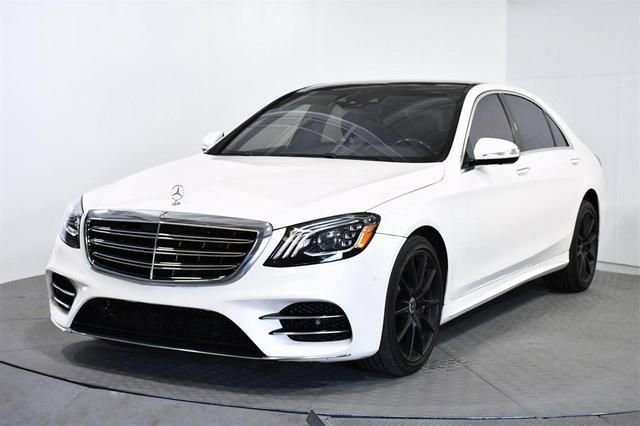 Used 2018 Mercedes-Benz S 560 Sedan image 3