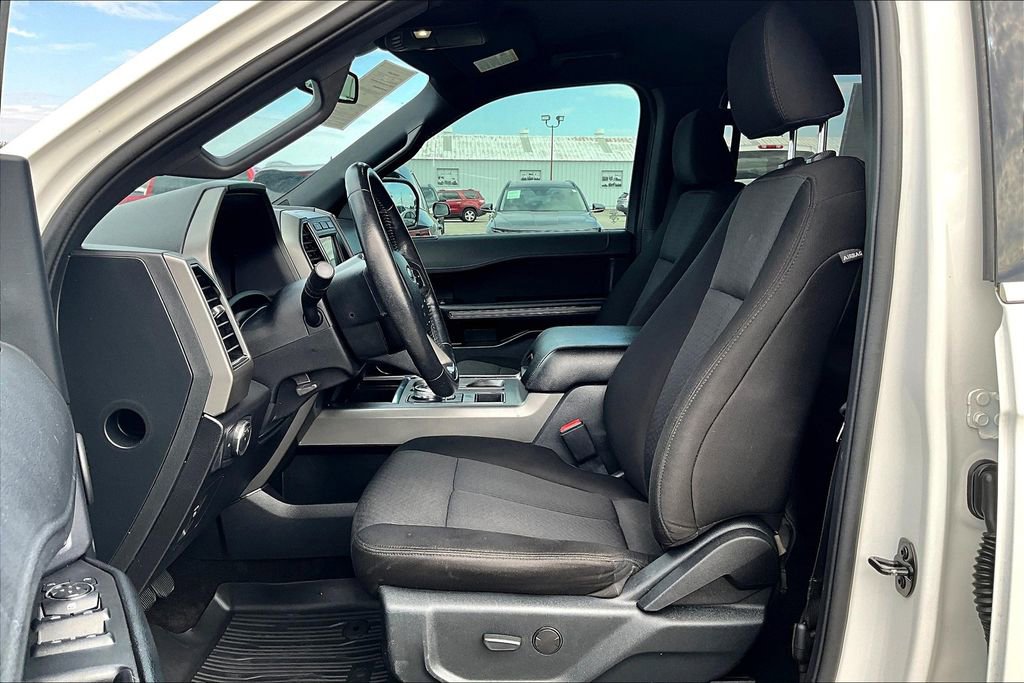 Used 2021 Ford Expedition XLT image 34