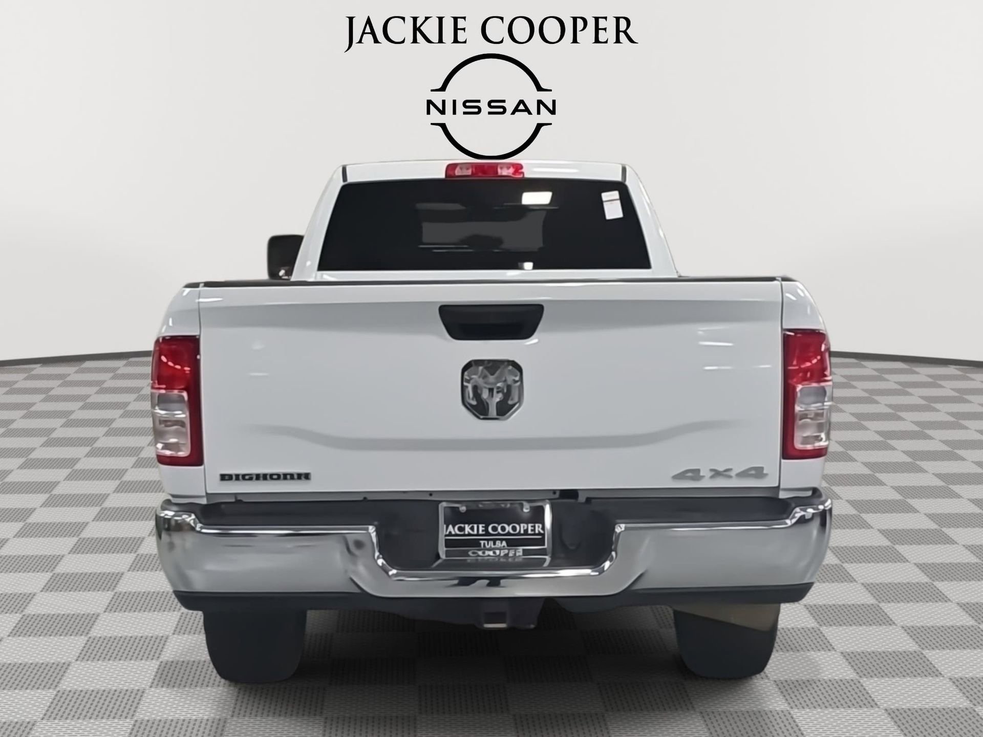 Used 2024 RAM 3500 Big Horn image 6