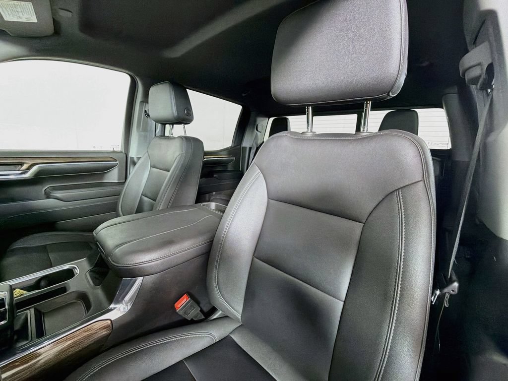 Used 2024 Chevrolet Silverado 1500 LT Trail Boss w/ Convenience Package II AWD/4WD image 12