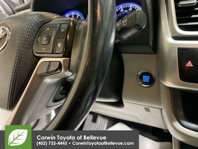 Used 2019 Toyota Highlander XLE image 22