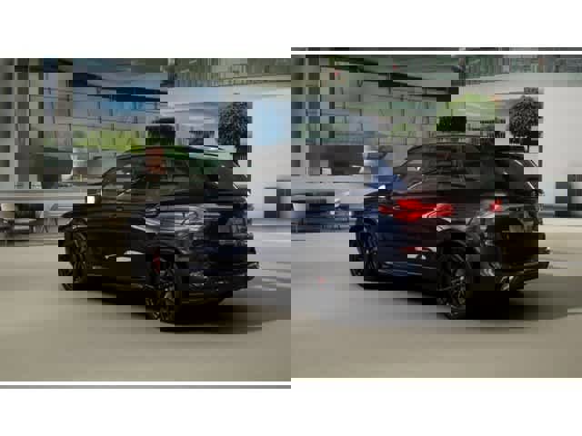 New 2026 BMW X5 M60i w/ Executive Package image 2