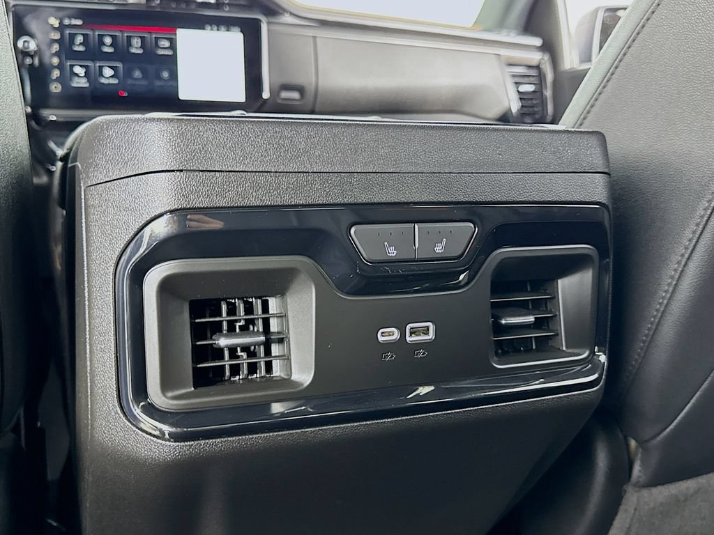 Used 2022 GMC Sierra 1500 AT4 w/ Technology Package AWD/4WD image 20