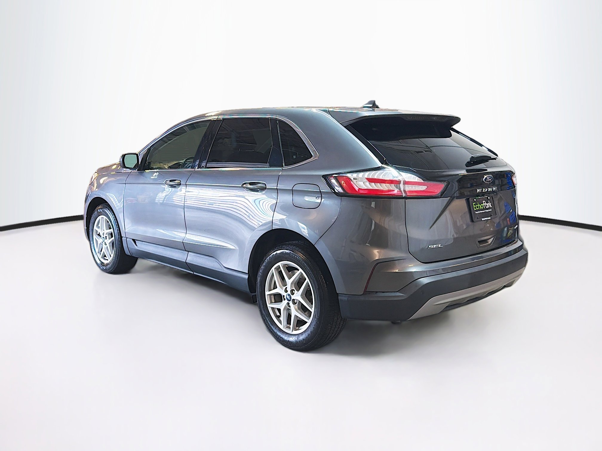 Used 2022 Ford Edge SEL image 5