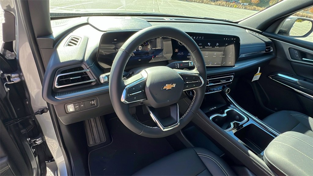 New 2026 Chevrolet Traverse LT w/ Driver Confidence Package image 20