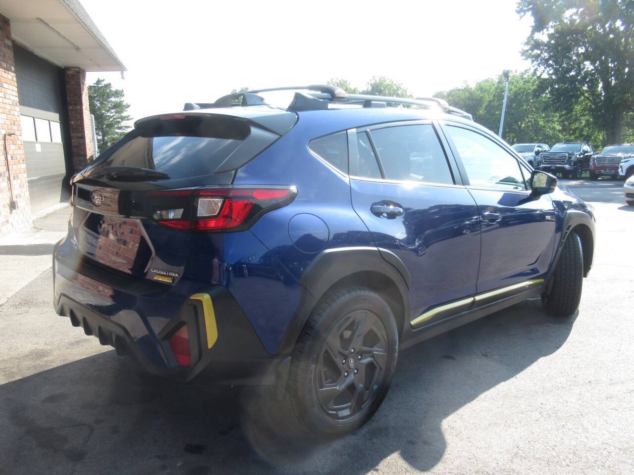 Used 2024 Subaru Crosstrek 2.5i Sport AWD/4WD image 8