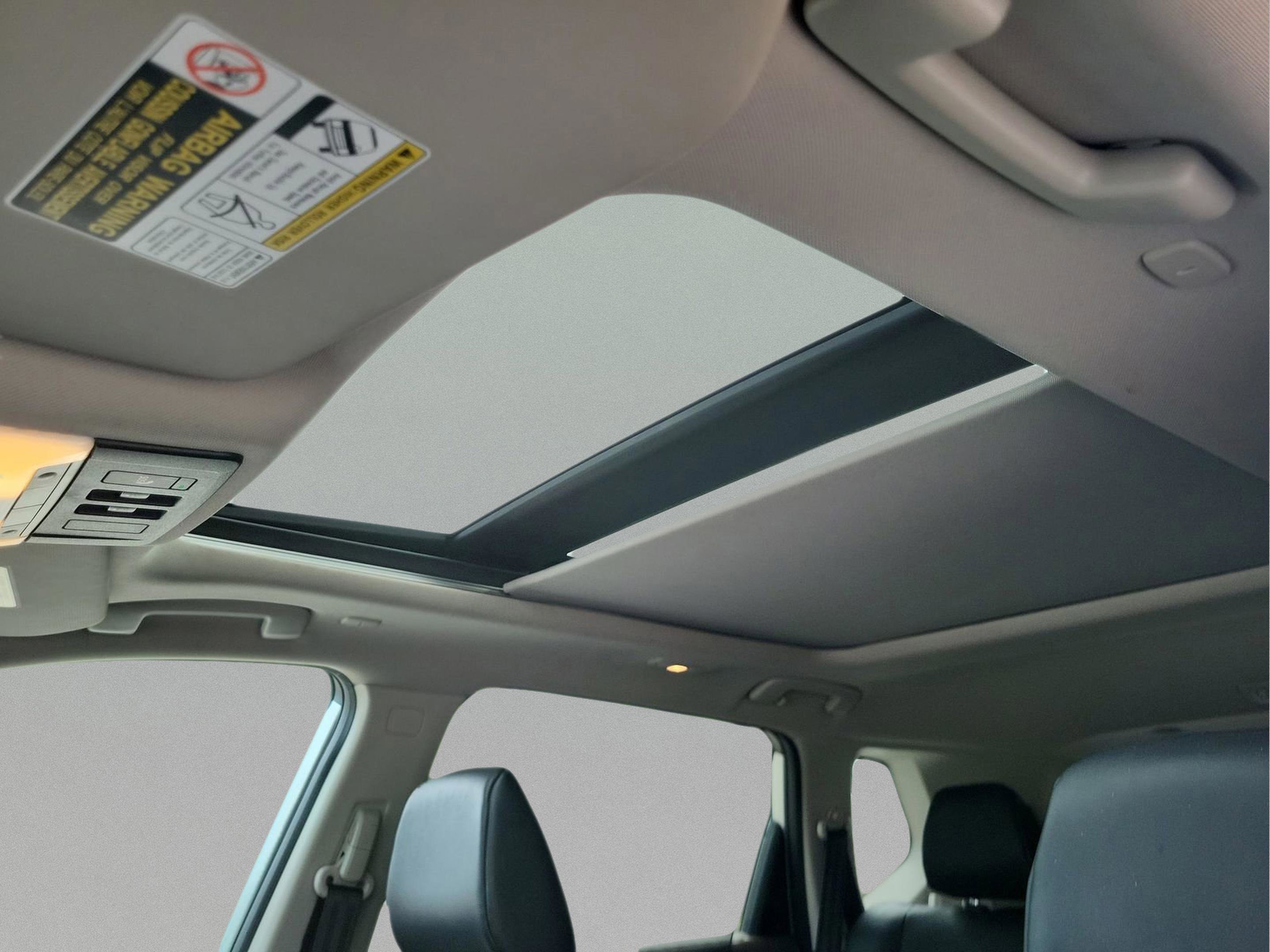 Used 2023 Nissan Rogue SV w/ SV Premium Package AWD/4WD image 28