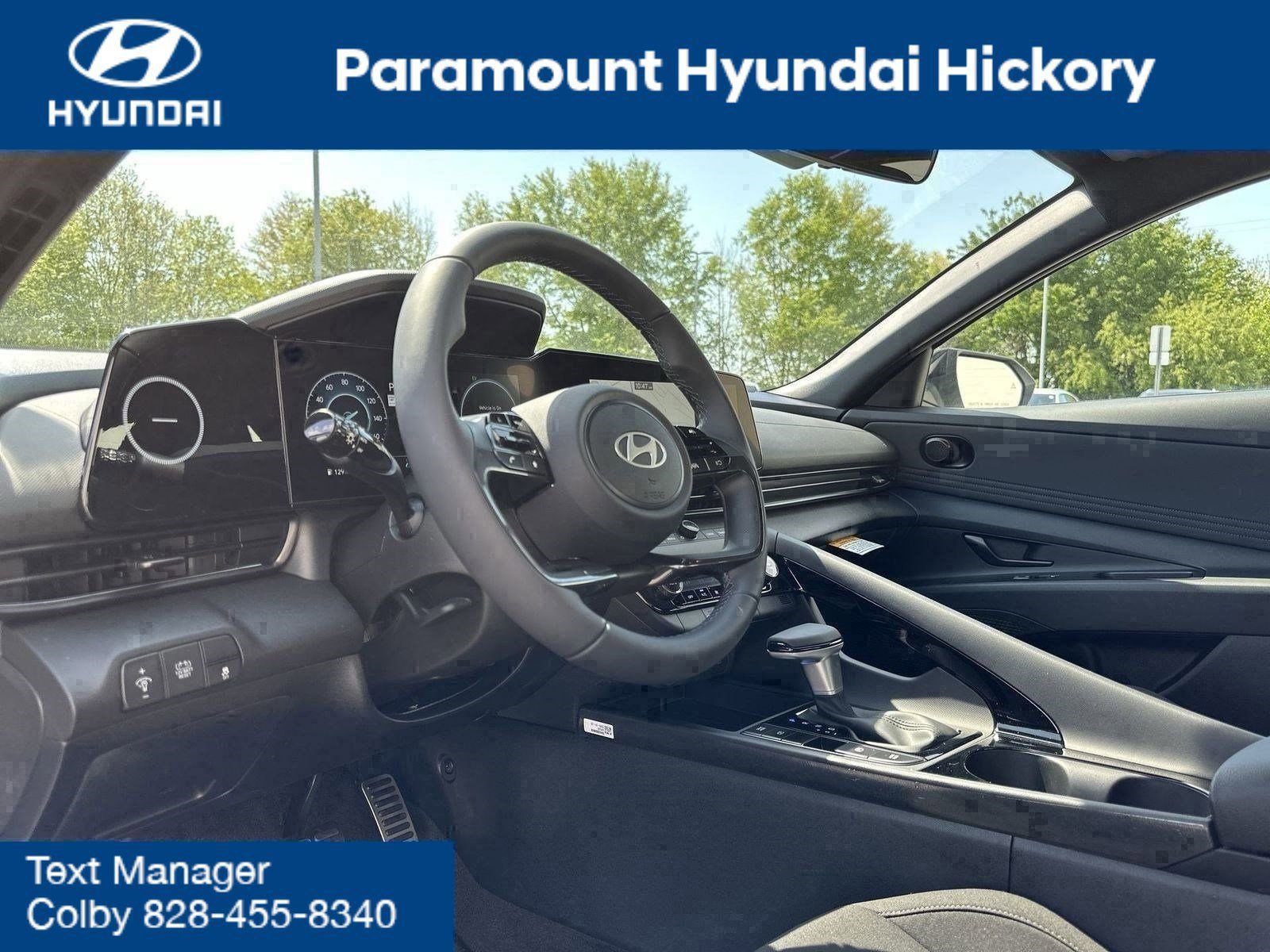 New 2025 Hyundai Elantra SEL FWD image 15