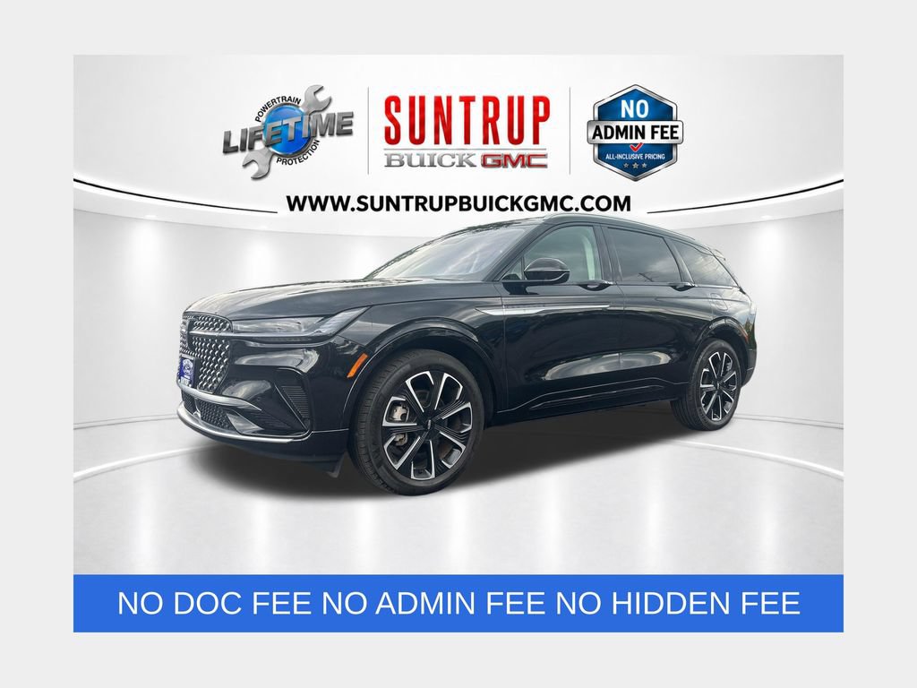 Used 2025 Lincoln Nautilus Reserve AWD/4WD image 1