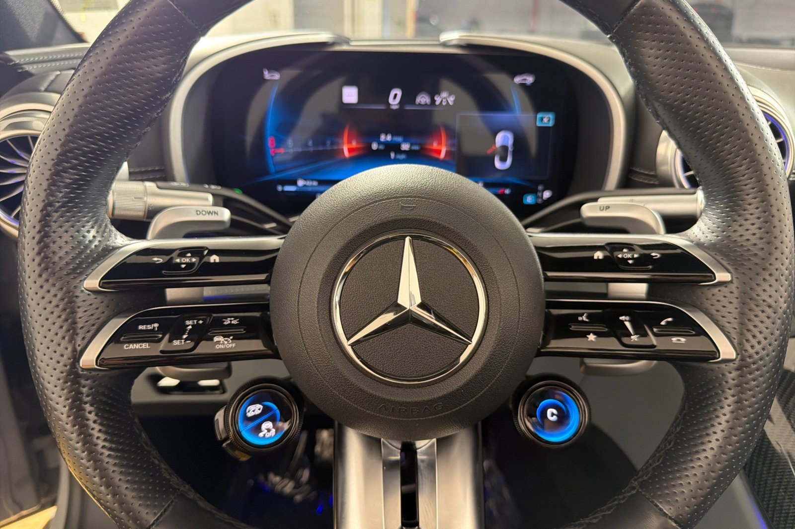 Used 2022 Mercedes-Benz SL 55 AMG 4MATIC image 23