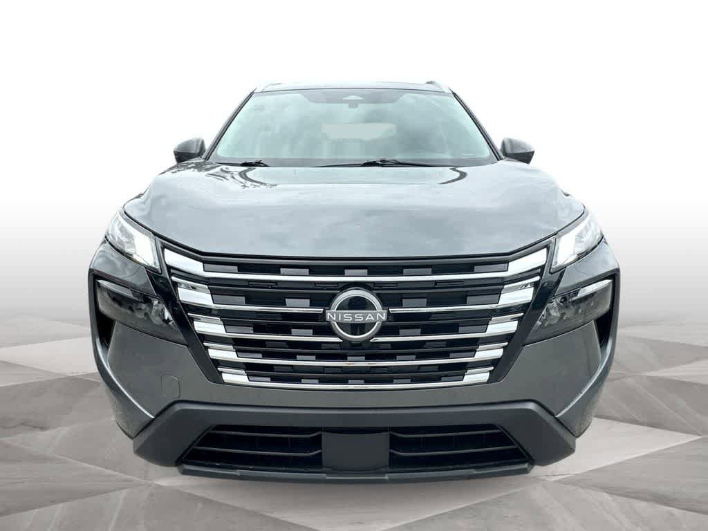 Used 2025 Nissan Rogue SV w/ SV Premium Package FWD image 3