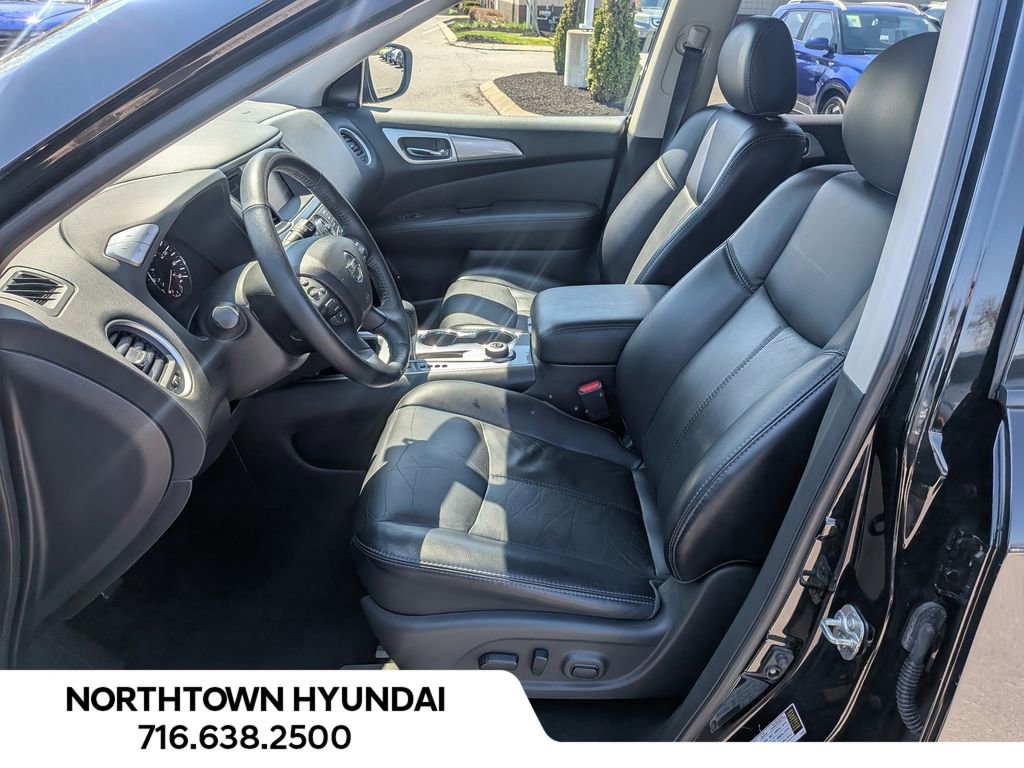 Used 2019 Nissan Pathfinder SL AWD/4WD image 10