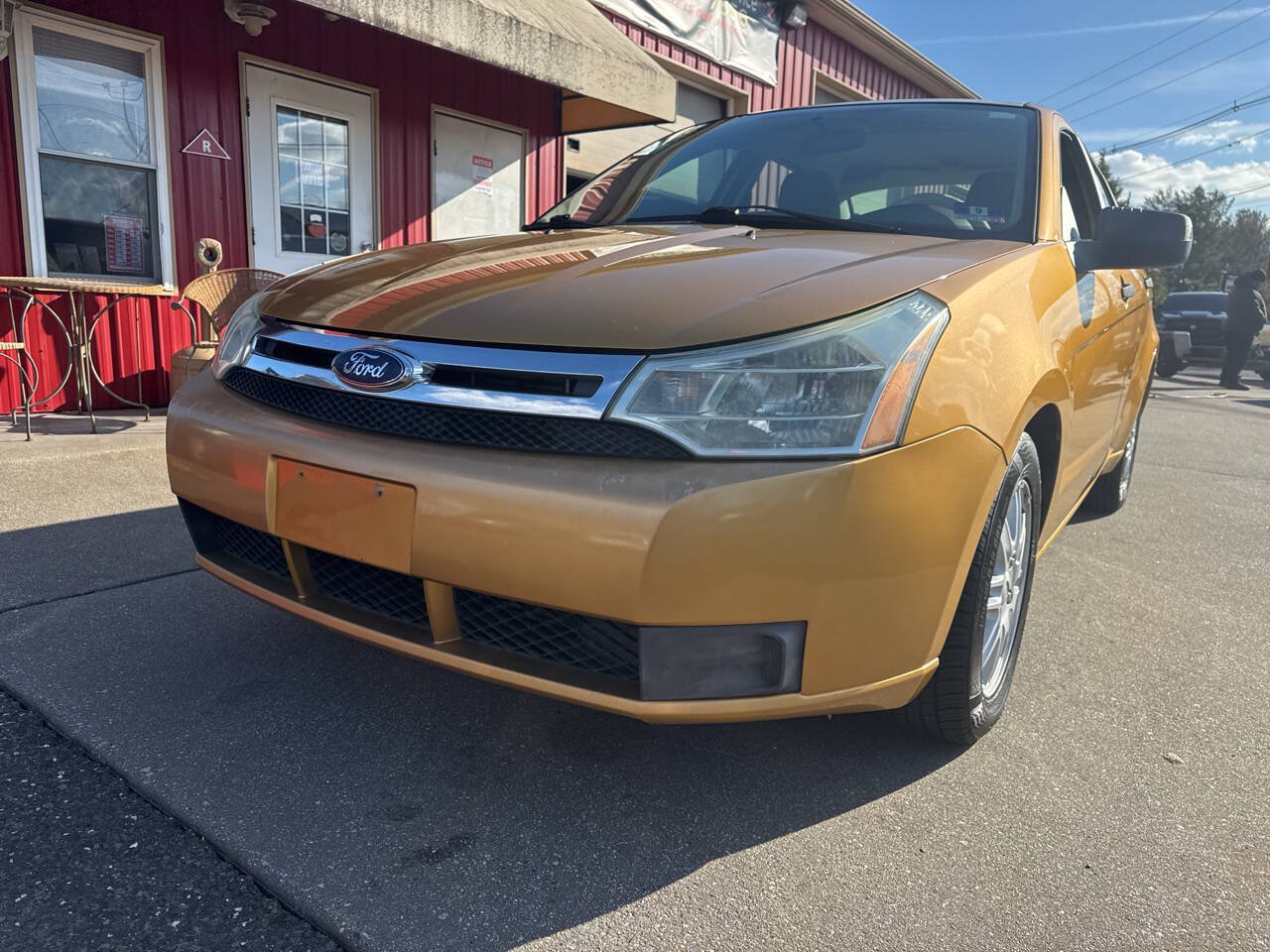 Used 2009 Ford Focus SE FWD image 3
