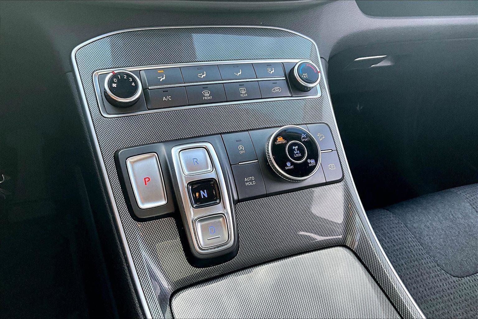 Used 2023 Hyundai Santa Fe SE image 31